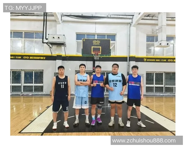 白篮球衣下的足球明星们如何在绿茵场上展现独特风采与魅力 白篮球衣下的足球明星们如何在绿茵场上展现独特风采与魅力